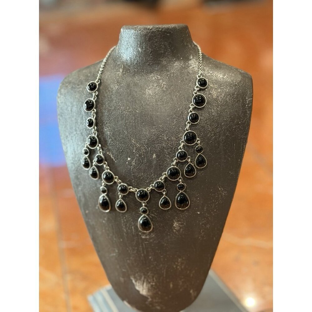 TRIFARI CROWN CHARM BLACK LUCITE TEARDROP BIB 15-18" Necklace PENDANT DROP EUC